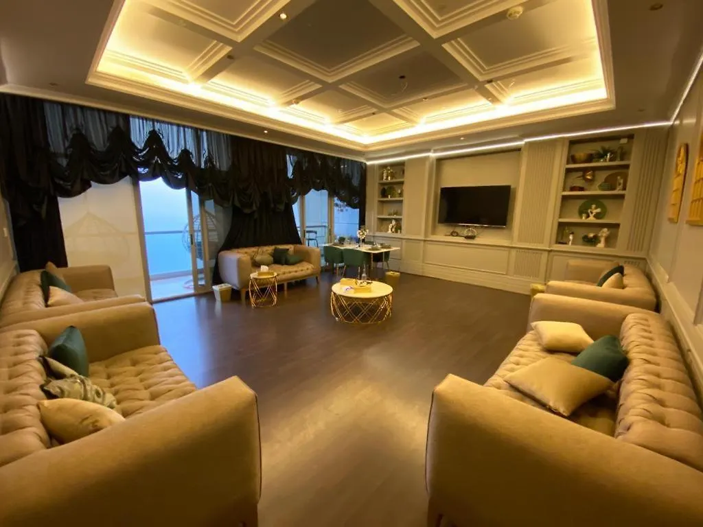اجنحة فرزاتشي داماك Damac Hotel Jeddah Saudi Arabia
