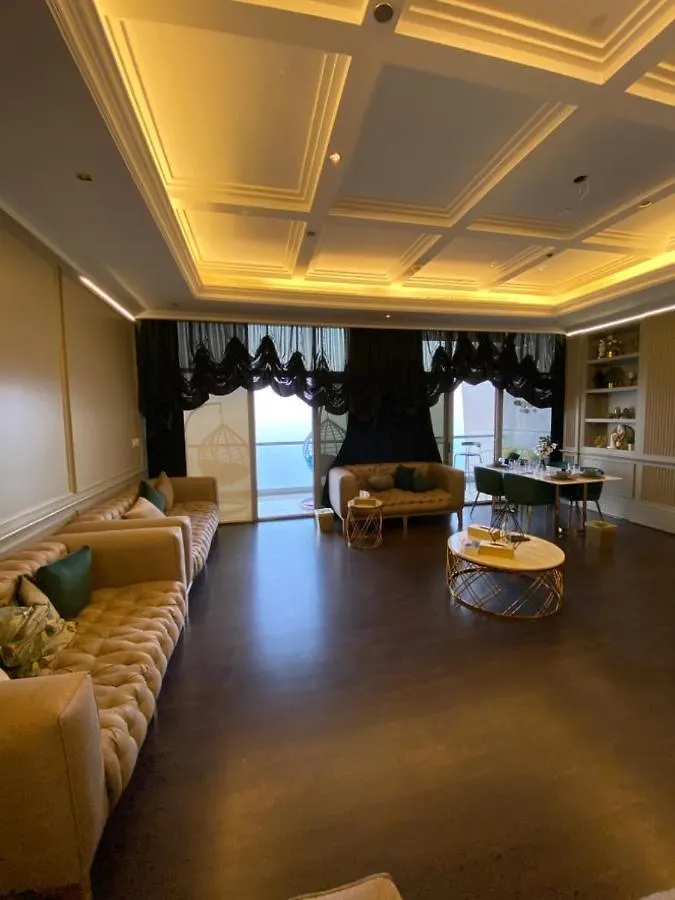 فندق جدةفي  اجنحة فرزاتشي داماك Damac شقة